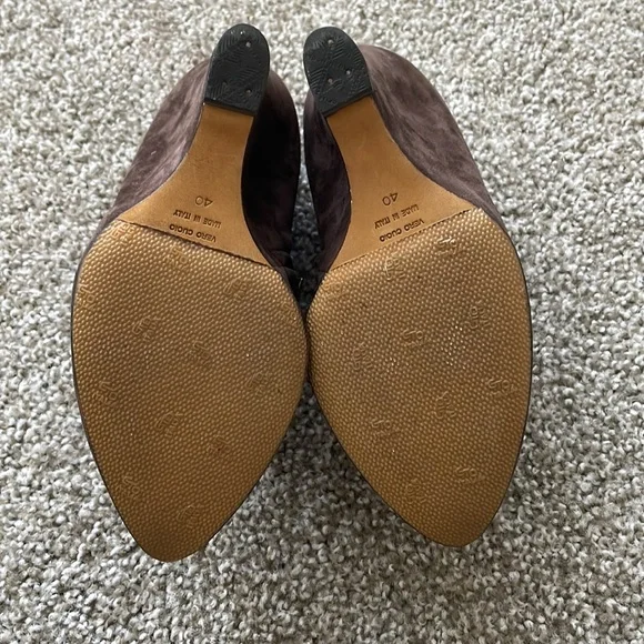 Authentic Dolce & Gabbana Brown Suede Booties EU40 - Picture 6 of 8